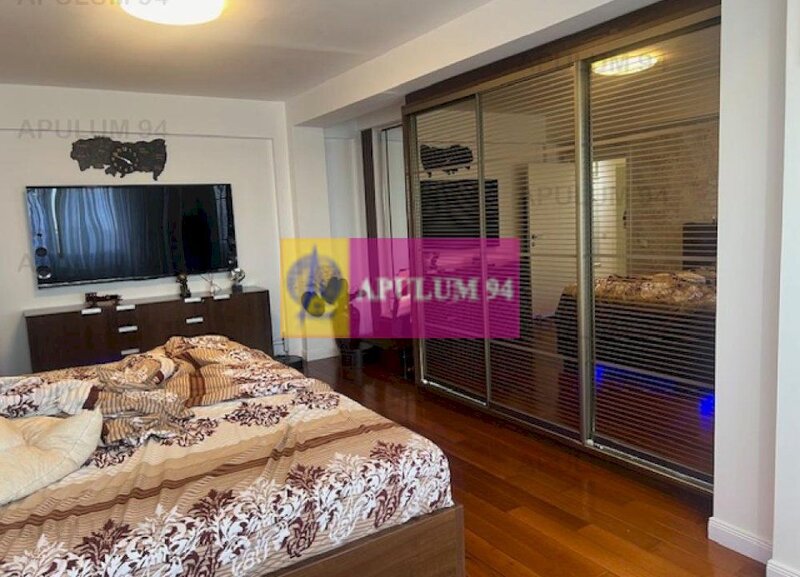 Penthouse Titan- Baba Novac.